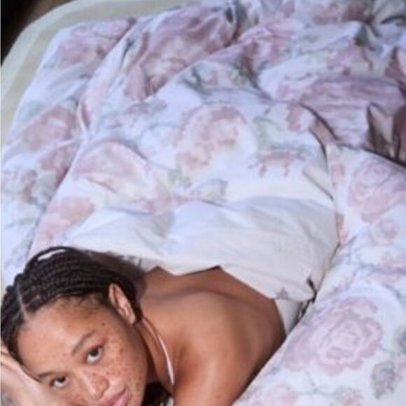 New NWT Rose Breezy Cotton Percale Duvet Cover queen/full size 86x86 - Picture 6 of 7